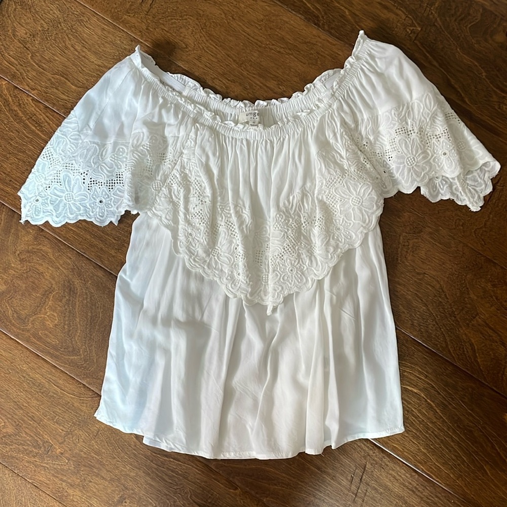 Umgee white blouse